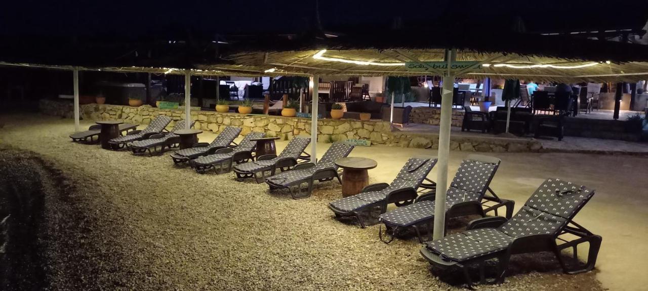 Beach House Danica - Resort & Tavern Bain, Free Transport, Pool, Island Of Zut - Kornati Pristanisce Bagian luar foto